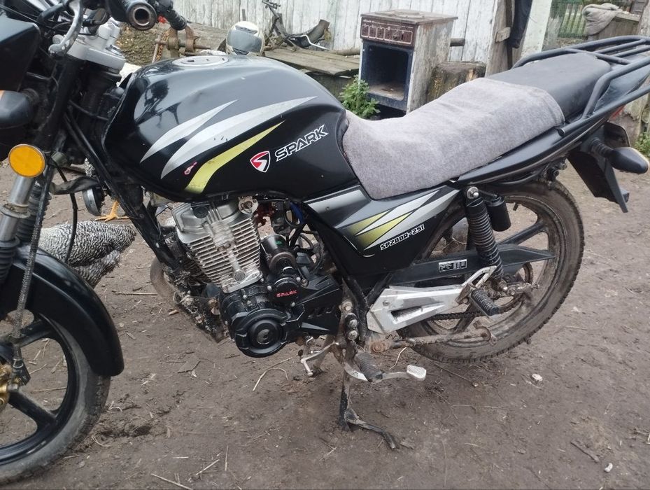 продам мотоцикл заводиться їде