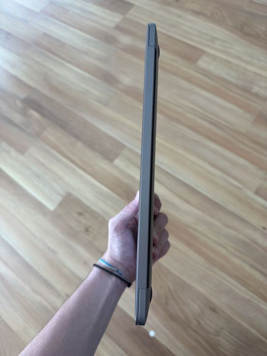 Macbook Pro M2 2022