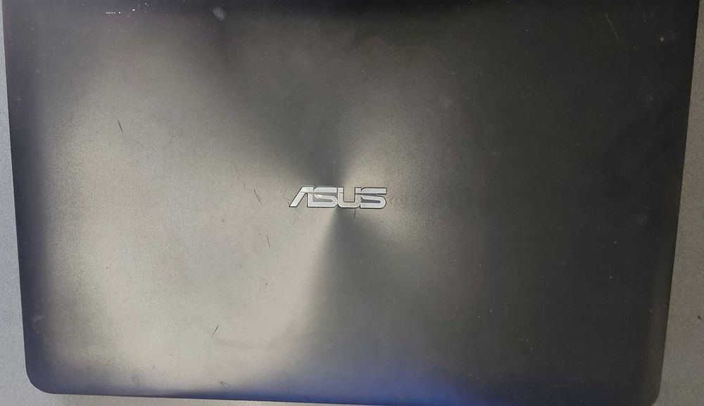 Portatil ASUS K555Q Seminovo Grade A