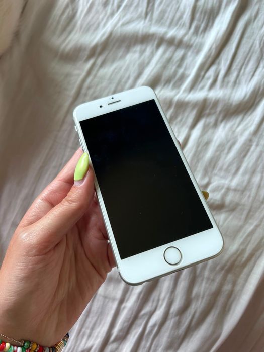 Telemóvel iPhone 6s 32GB