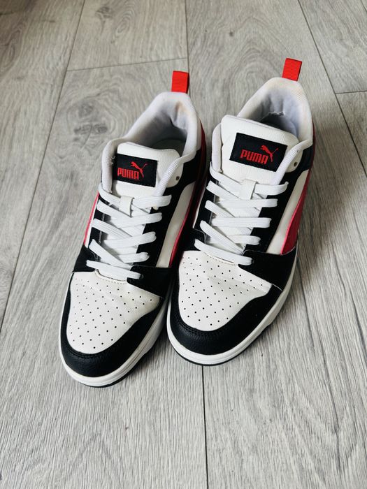Кеди  Puma Rebound V6 розмір 39-40 устілка 25-25,5см