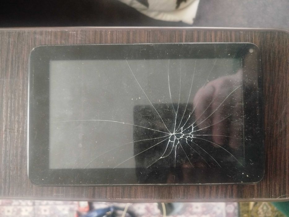 телефон-планшет на запчастини