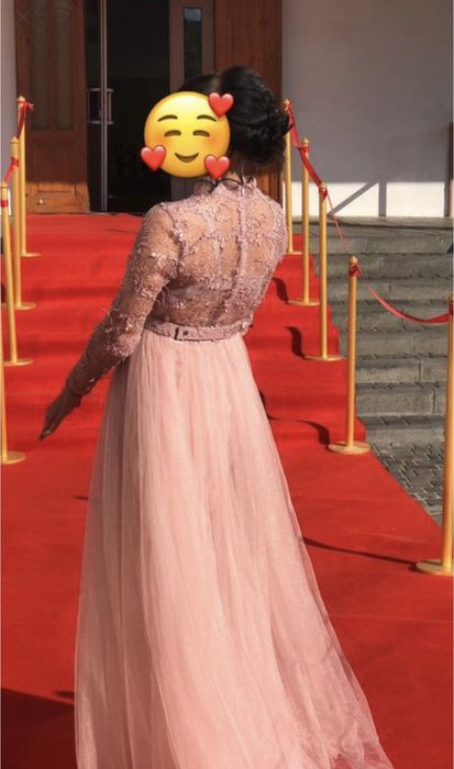 Плаття на випускний