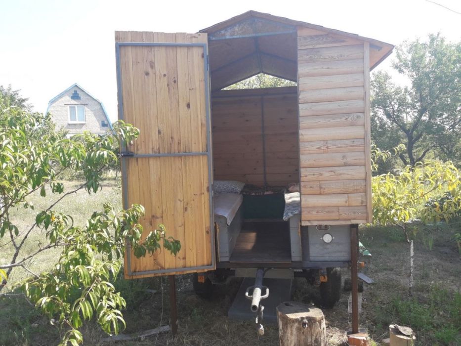 Продам  апидомик на кольосах