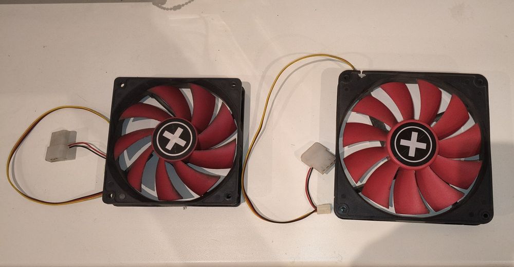 Кулер  в  корпус