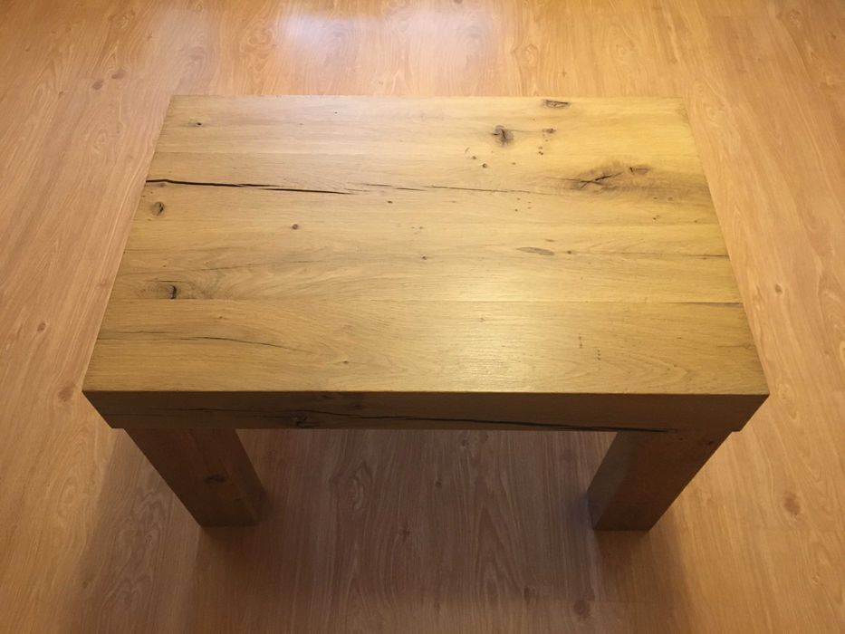 Mesa em carvalho maciço