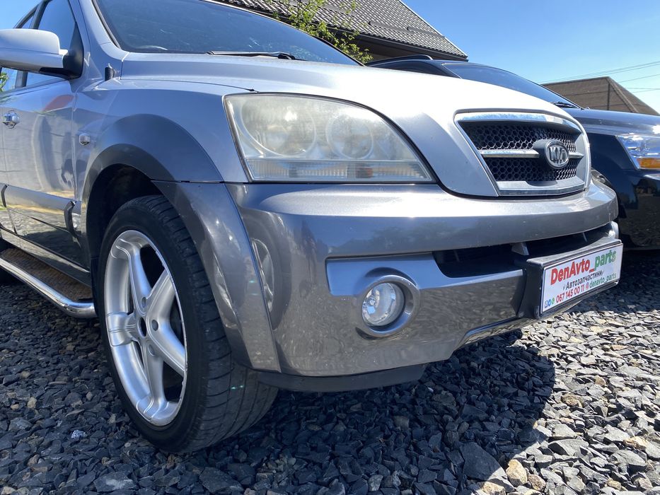 Телевізор Kia Sorento 2002-2009 панель передок Кіа Соренто Киа радиато
