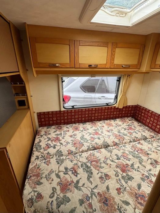 Caravana 4  dormidas com quarto de casal
