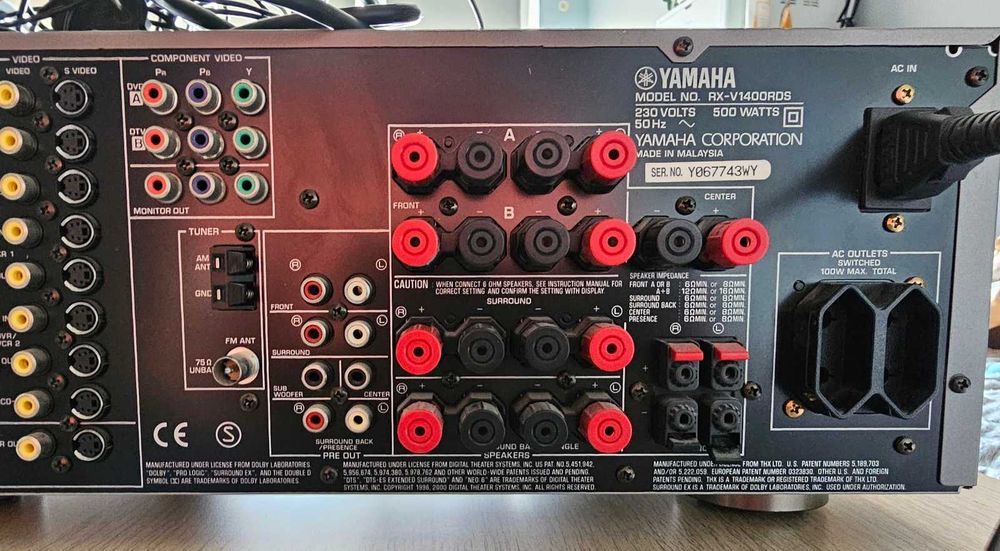 Amplituner Yamaha RX-V1400 + pilot, instrukcja, mikrofon kalibracyjny.