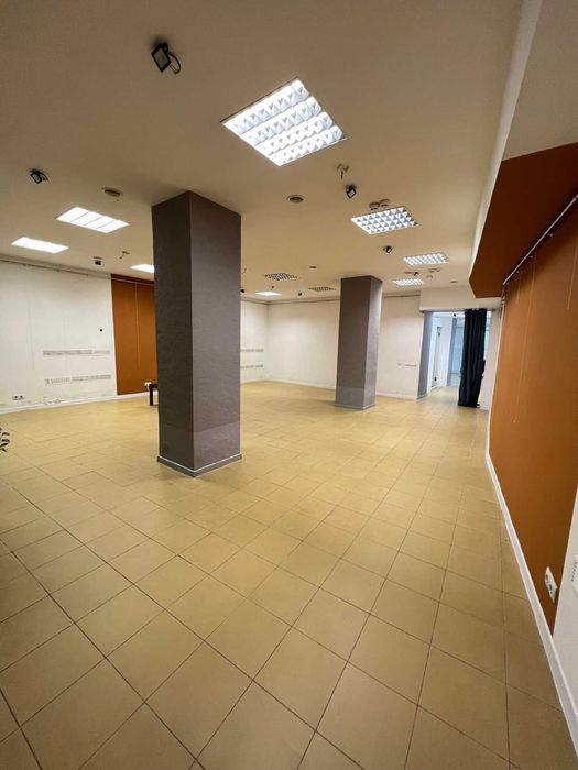 Продаж приміщення, Софіївська; ЦЕНТР! Софіївську площа, 168м2;  БЕЗ %