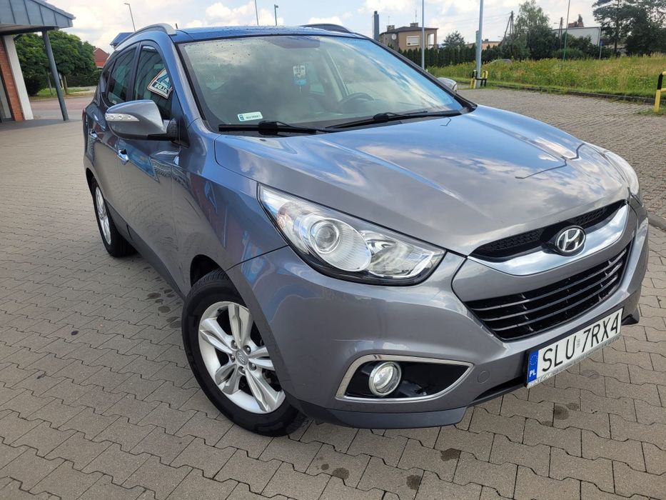 AUTO  Hyundai  ix35