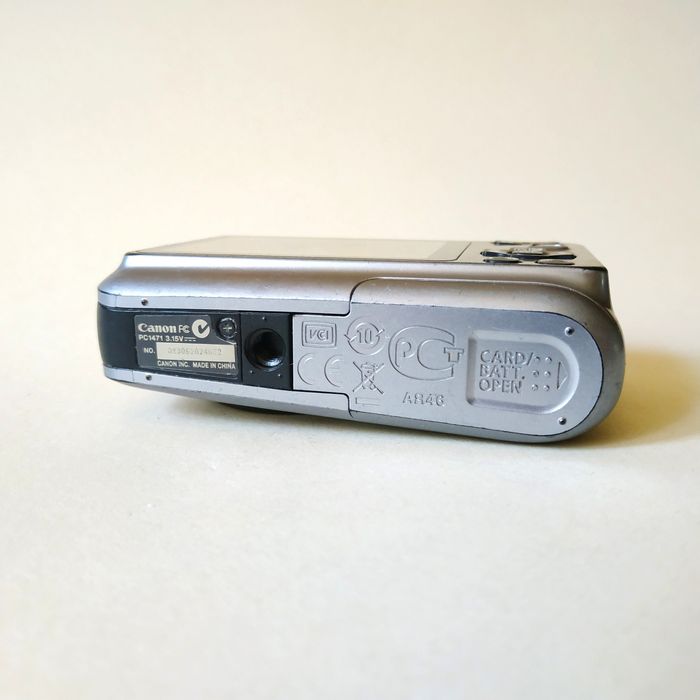 Цифровой фотоаппарат Canon PowerShot A490