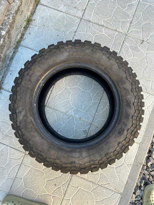 Maxxis trepador 205/70 R15C всесезонні шини