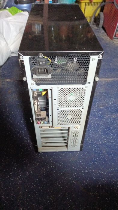 Продам компютор Asus