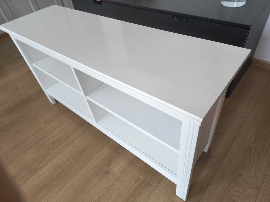 biała szafka ikea