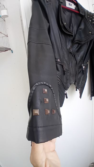 Casaco pele sintética estilo motard