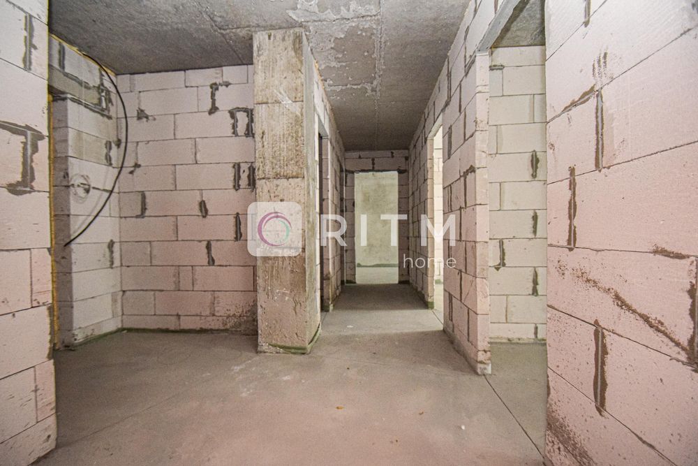 Продається 1 кімнатна квартира в ЖК Щастя