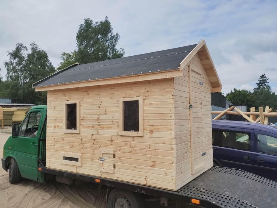 Gołębnik solidny z wentylacją