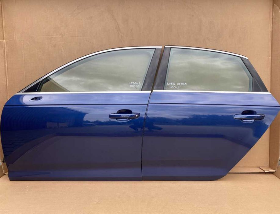 Двері Audi A4 B9 передні або задні праві ліві разборка