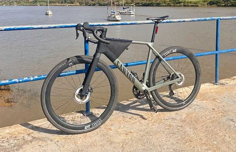 Canyon Grail CF SLX 8 Di2  | Bicicleta Gravel