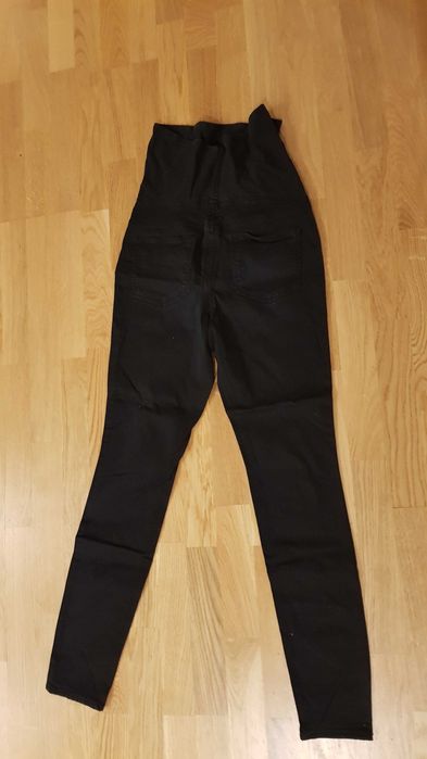 h&m mama spodnie ciążowe jeansy jeansowe czarne wygodne okazja