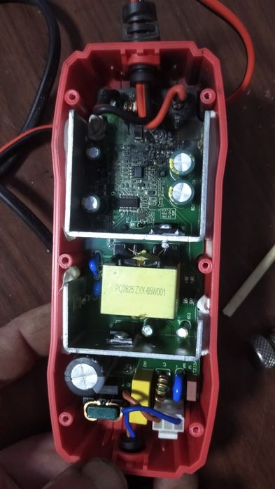 Зарядний пристрій 8шт під ремонт