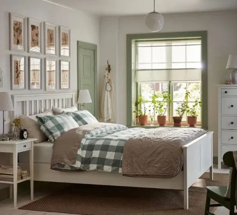 Hemnes ikea rama i stelaż 120 x 200 z materacem