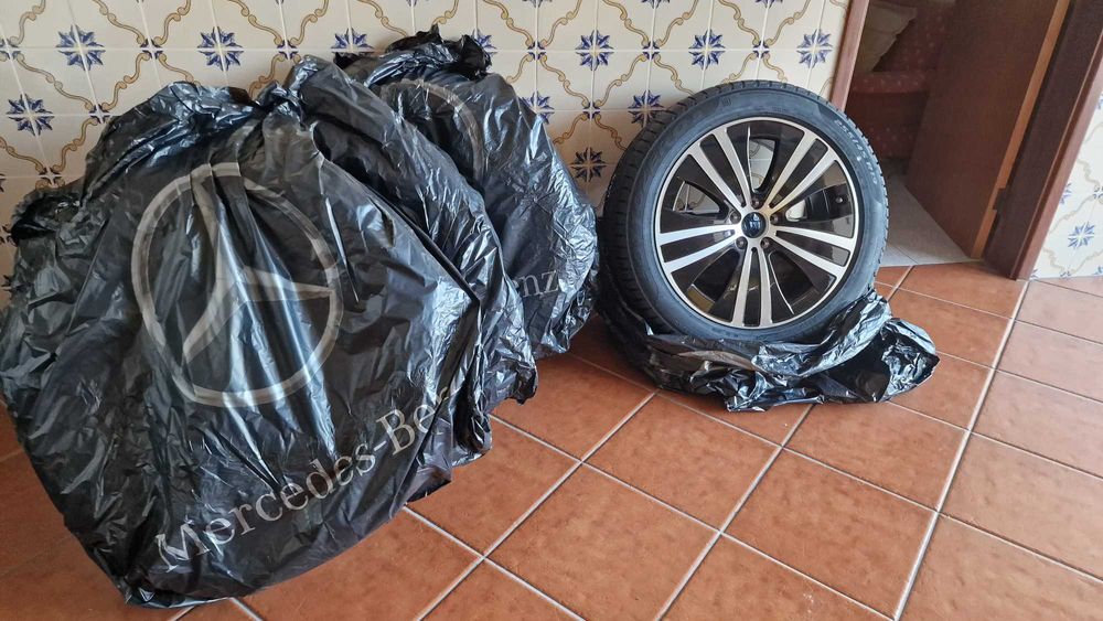 Jantes Mercedes 19" 0 Kms pneus novos Pirelli 255/45R19 sensores TMPS