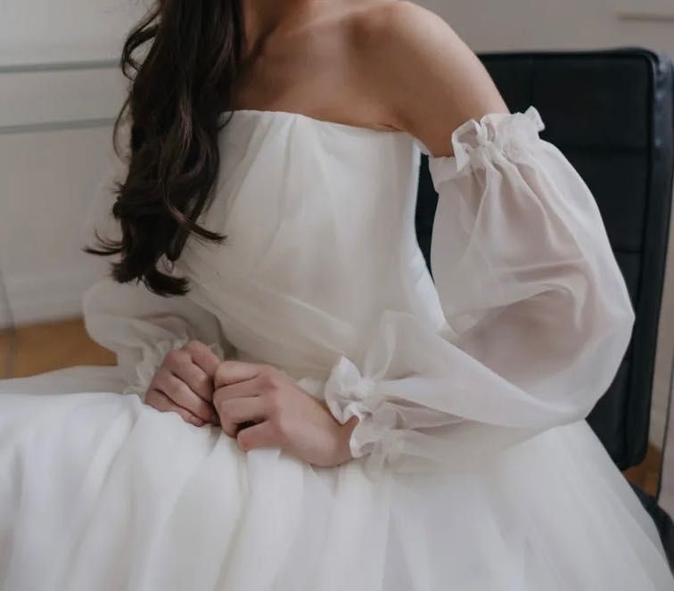 Roma - szyfonowa suknia ślubna z odpinanymi rękawami