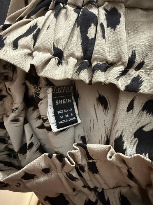 3 pares de calças largas