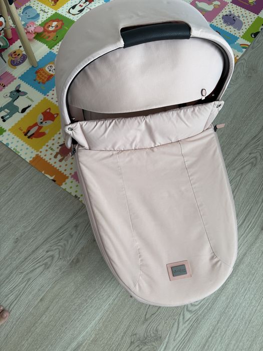 Люлька Cybex Priam 4 lux coat peach pink
