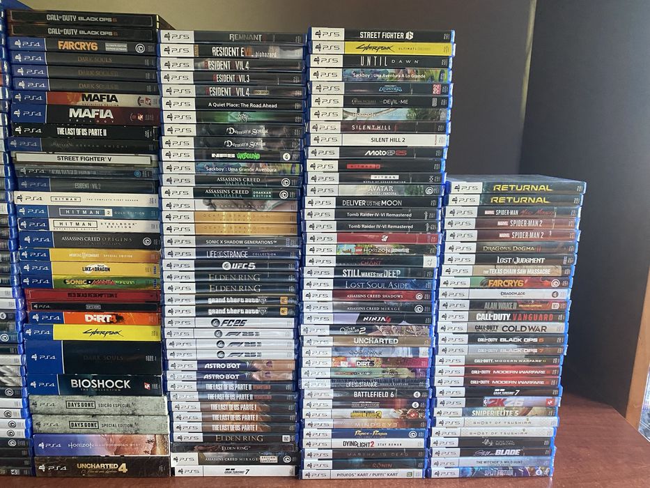 Lote de jogos PS5 e PS4
