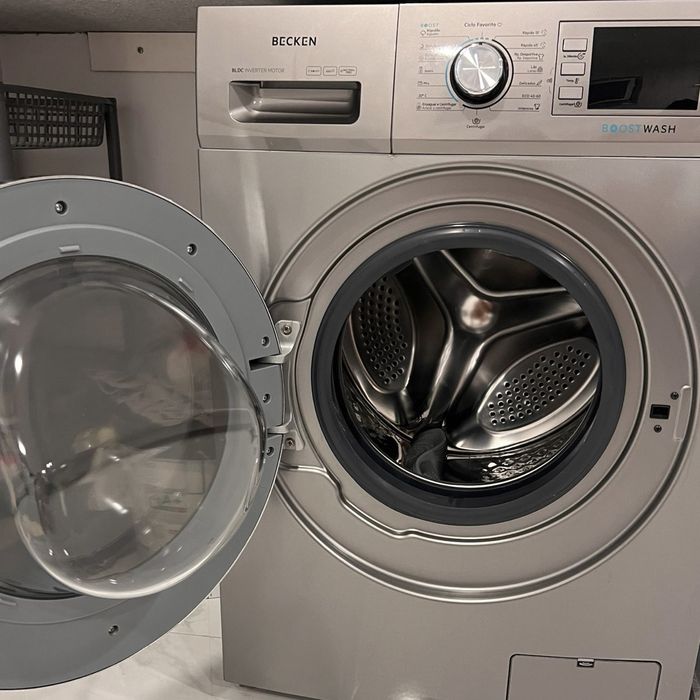 Máquina de Lavar Roupa BECKEN Boostwash BWM5379IX (8 kg - 1400 rpm - Inox)
