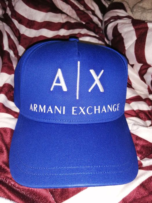 Vendo chapeu armani exchange com fivela em pele genuina