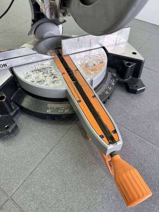 Serra meia-esquadria evolution rage 3