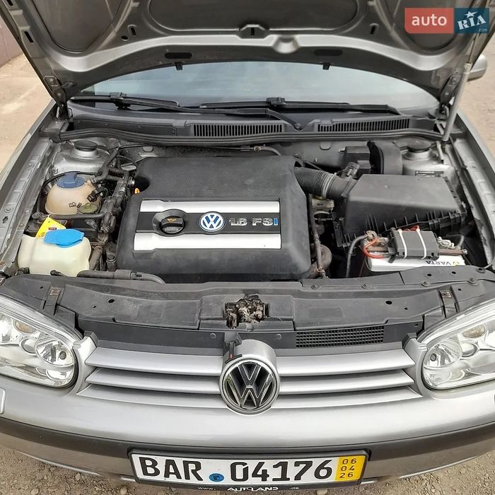Volkswagen Golf 2002 року