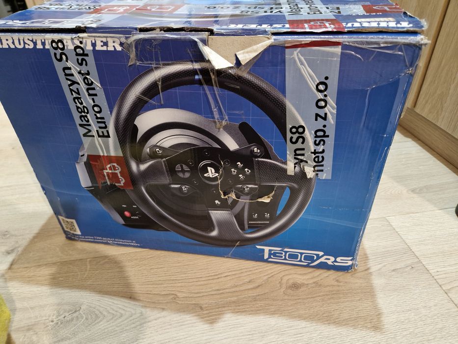 Kierownica thrustmaster t300 rs