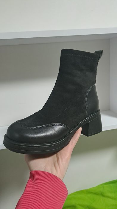 Жіночі Нові Ботинки (осінь-весна)