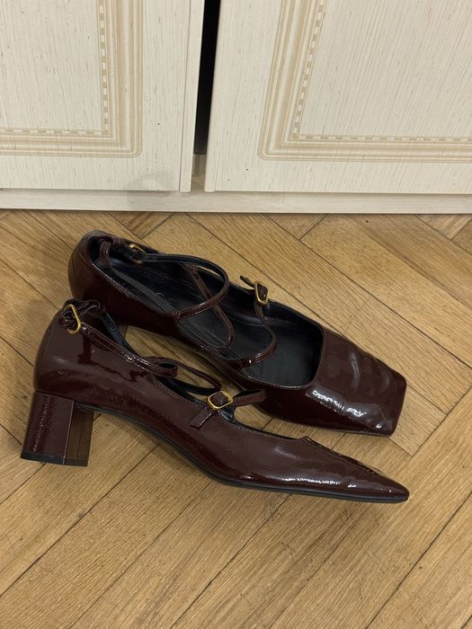 Туфлі бордові Massimo Dutti