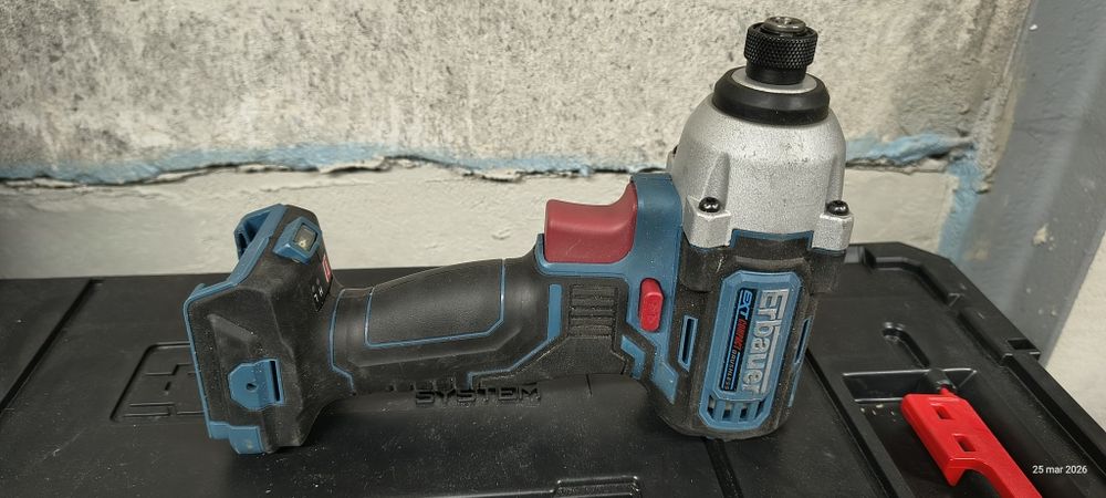 Zakrętarka Erbauer EXT Compact 12v EID12-Li-2 używana sprawna silnik BL