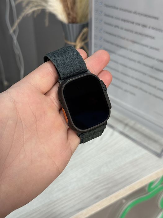 Apple watch ultra 2 49mm black titaniun, стан 10/10.