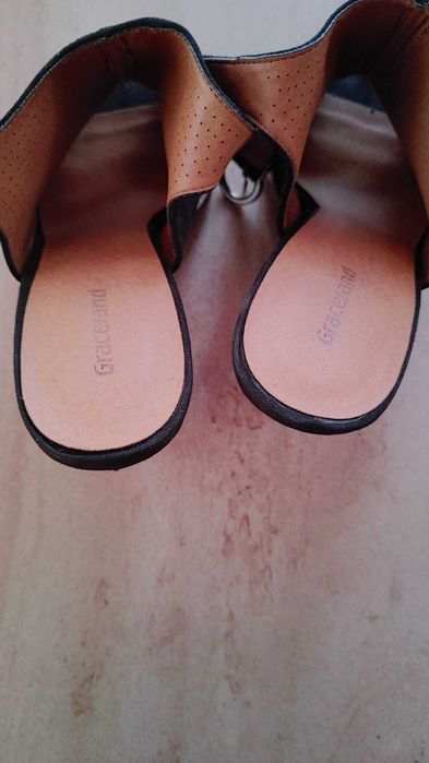Czarne buty na obcasie Graceland rozm. 36