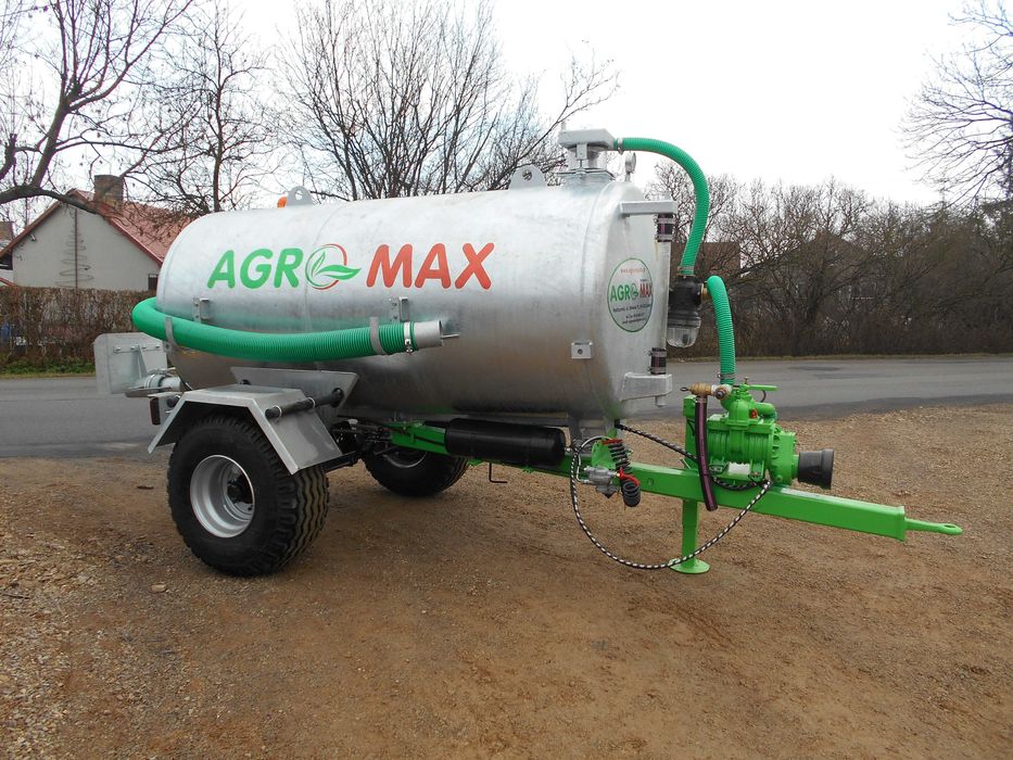 WÓZ ASENIZACYJNY/ beczkowóz/ wóz na gnojowicę AGROMAX węże/aplikator