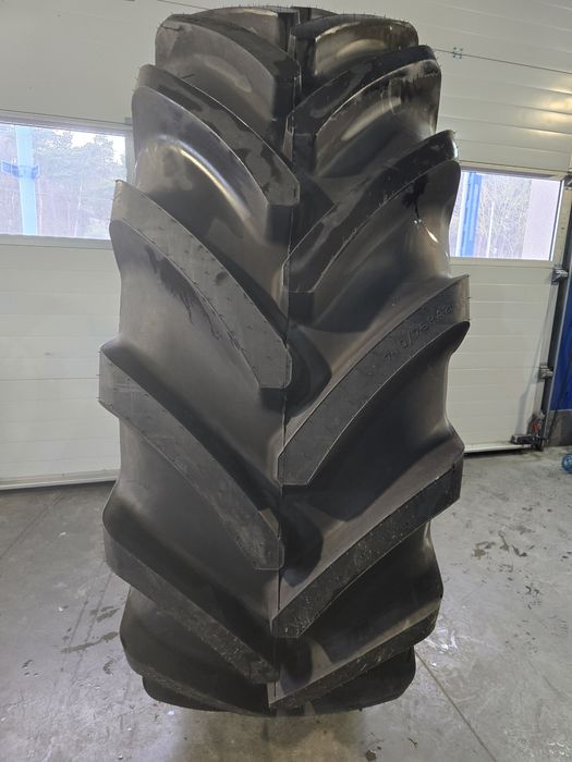 Opona VF 710/75R42 Bridgestone