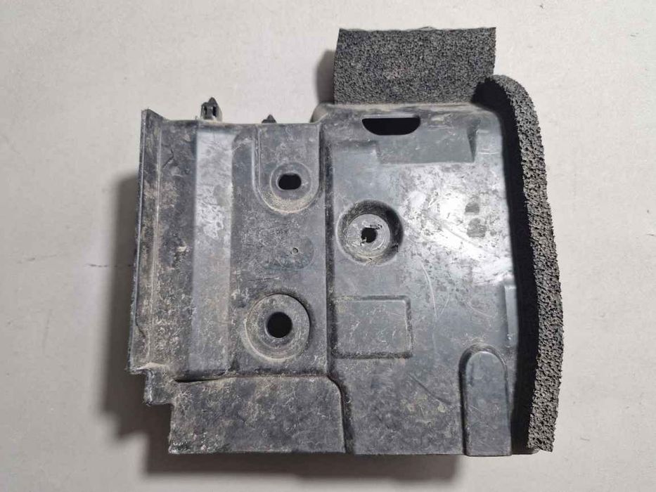 Toyota Land Cruiser prado 90 95-98 Кронштейн крила LH KN3477 1669311010