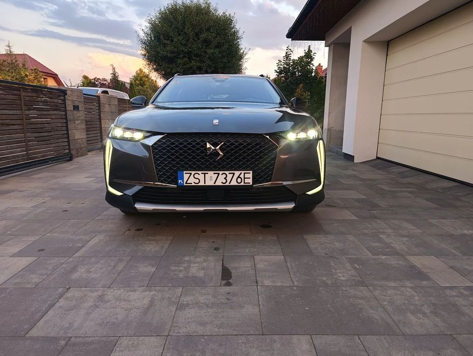 DS Automobiles DS 4