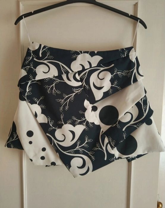 Mini saia Versus Versace