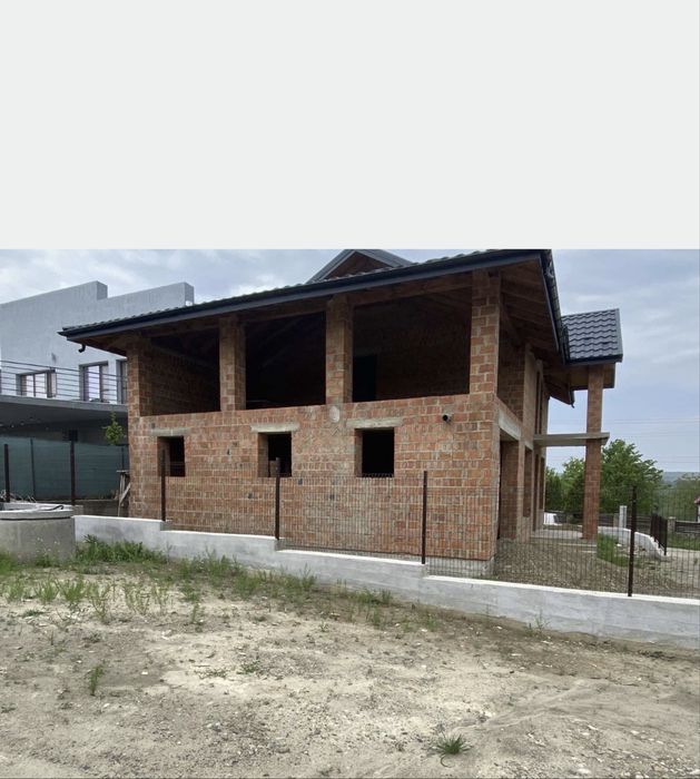 Продається будинок в селі Великий Кучурів біля Рутки
