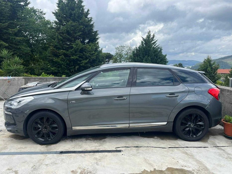 CITROËN DS5 2.0 HDi 200 Hybrid4