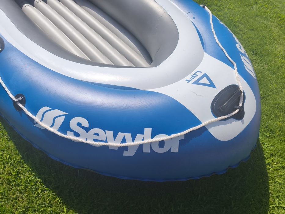 Barco Sevylor Caravelle K85_ 3 pessoas _Como novo